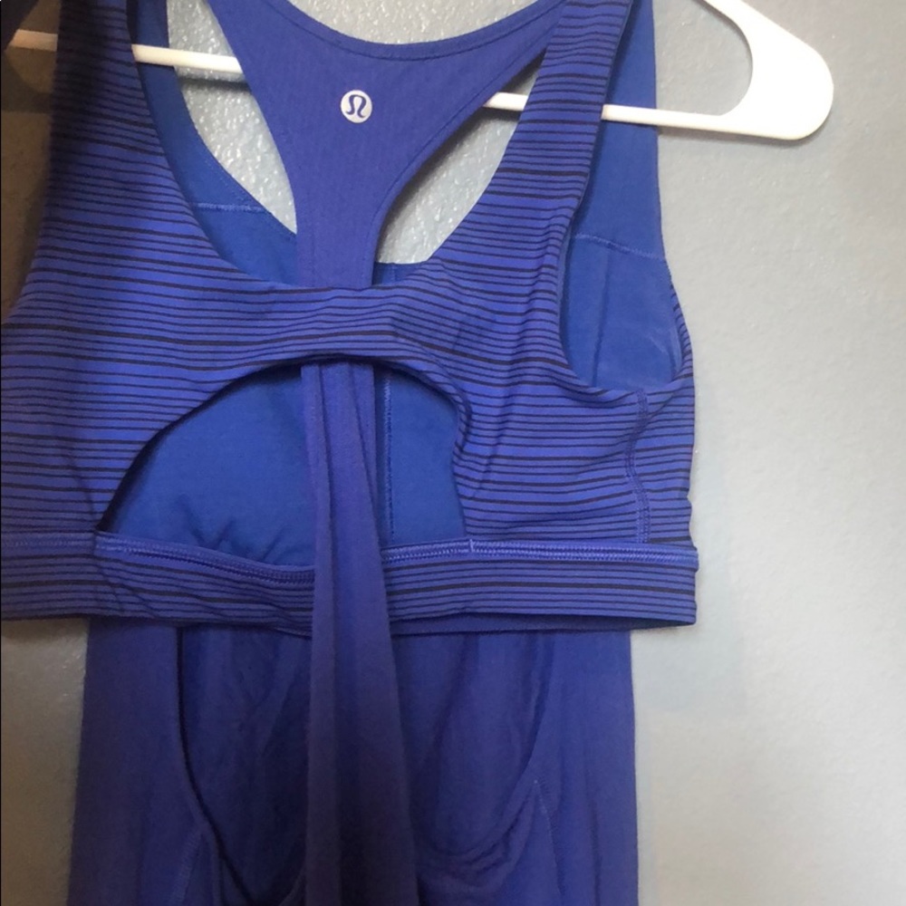 lululemon tanktop with built in sports bra